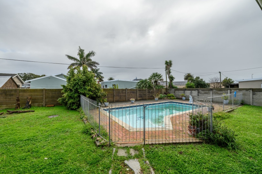 3 Bedroom Property for Sale in Kabega Park Eastern Cape